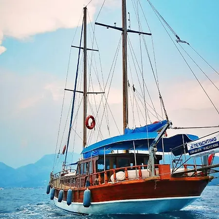 Botel Navy Blue Yacht Charter